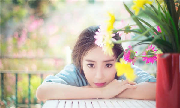 望花标题：试管代怀生子的原理及其帮助不孕不育家庭生子的有效方案